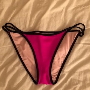 NWOT VIctoria’s Secret Bikini Bottoms